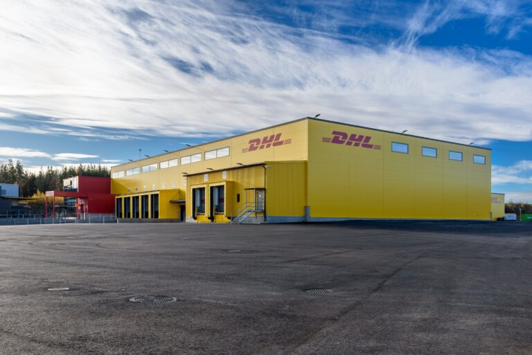 DHL:n jakelu- sekä logistiikkakeskus_meijou oy